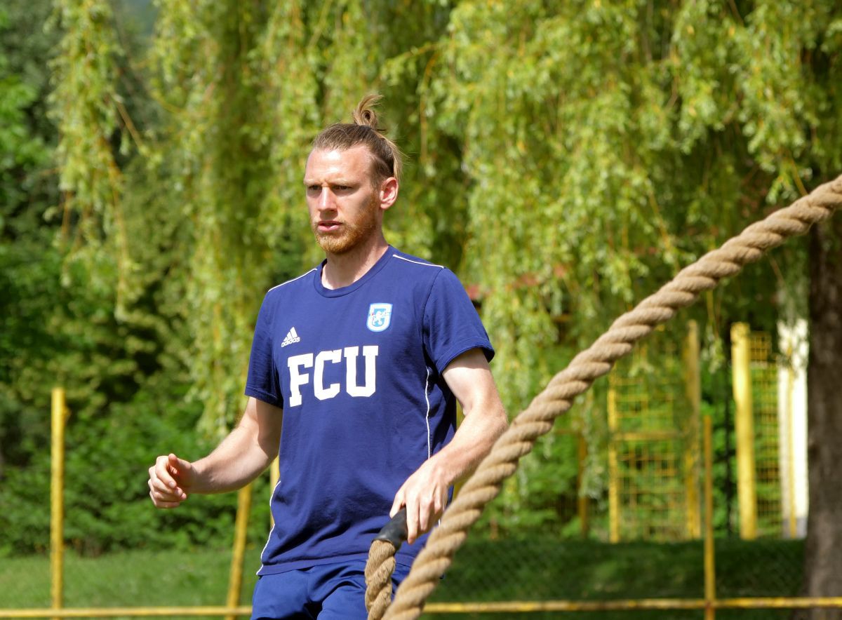 Antrenament spartan în cantonamentul lui FCU Craiova 1948! Imaginile surprinse de GSP în Slovenia