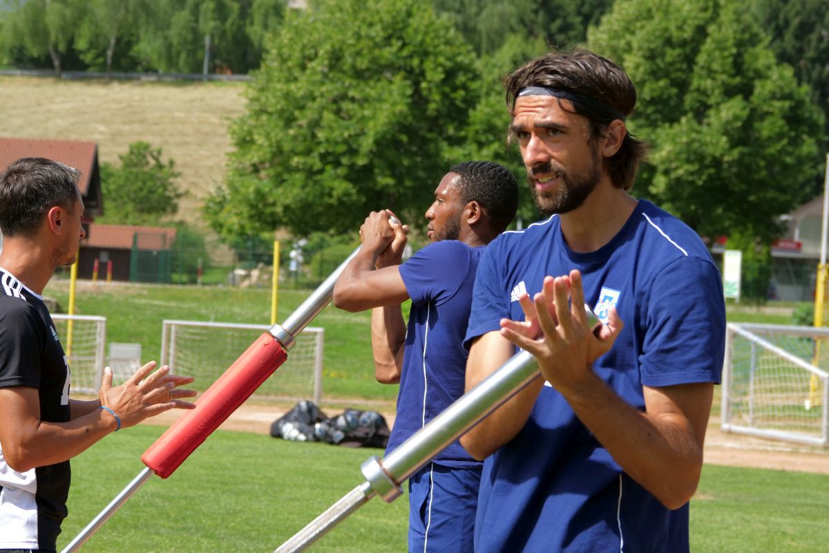 Antrenament spartan în cantonamentul lui FCU Craiova 1948! Imaginile surprinse de GSP în Slovenia