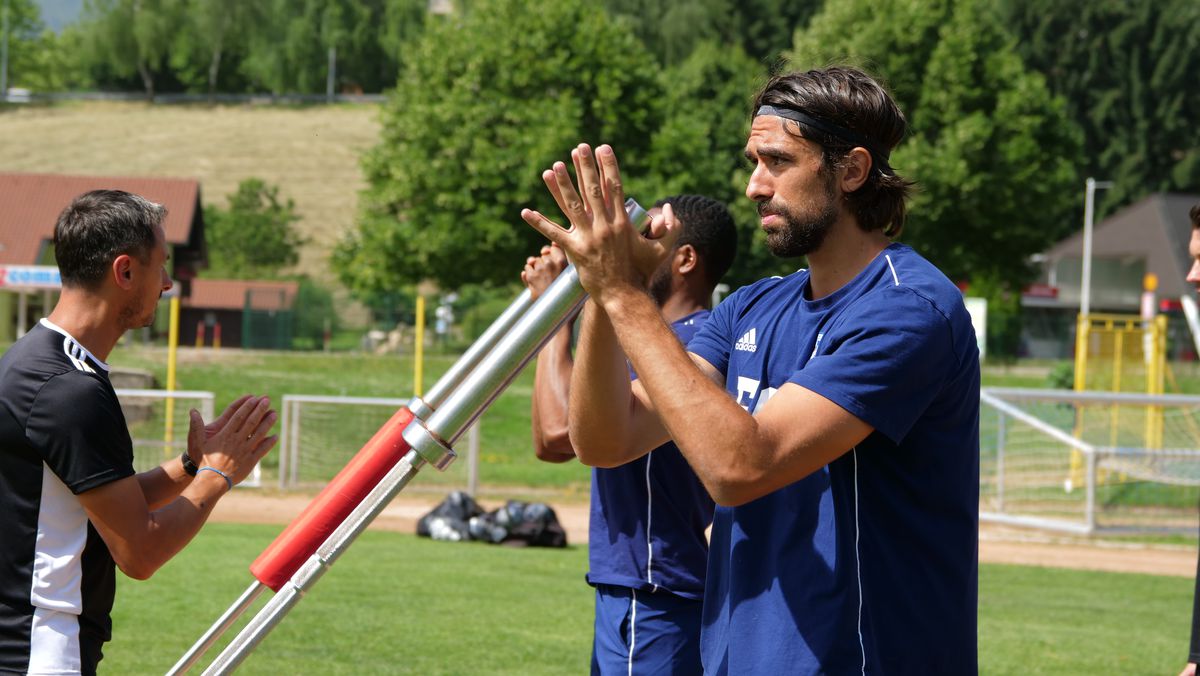 Antrenament spartan în cantonamentul lui FCU Craiova 1948! Imaginile surprinse de GSP în Slovenia
