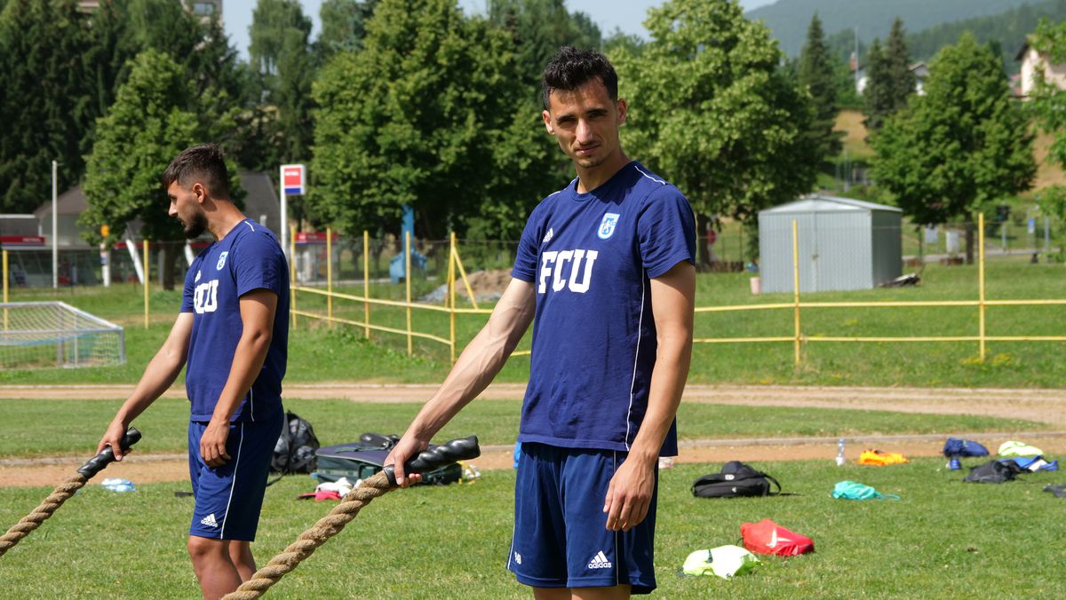 Antrenament spartan în cantonamentul lui FCU Craiova 1948! Imaginile surprinse de GSP în Slovenia