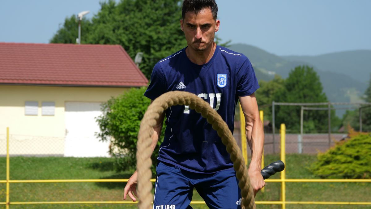 Antrenament spartan în cantonamentul lui FCU Craiova 1948! Imaginile surprinse de GSP în Slovenia