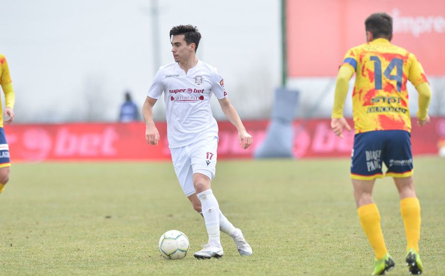 BAC-ul nu joacă fotbal: paradox sau regulă? Cum arată duelul dintre Tavi Popescu și elevul rapidist de 10 din Liga 1