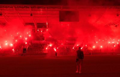 Spectacol după miezul nopții! Cum au sărbătorit fanii Rapidului 99 de ani de la înființarea clubului