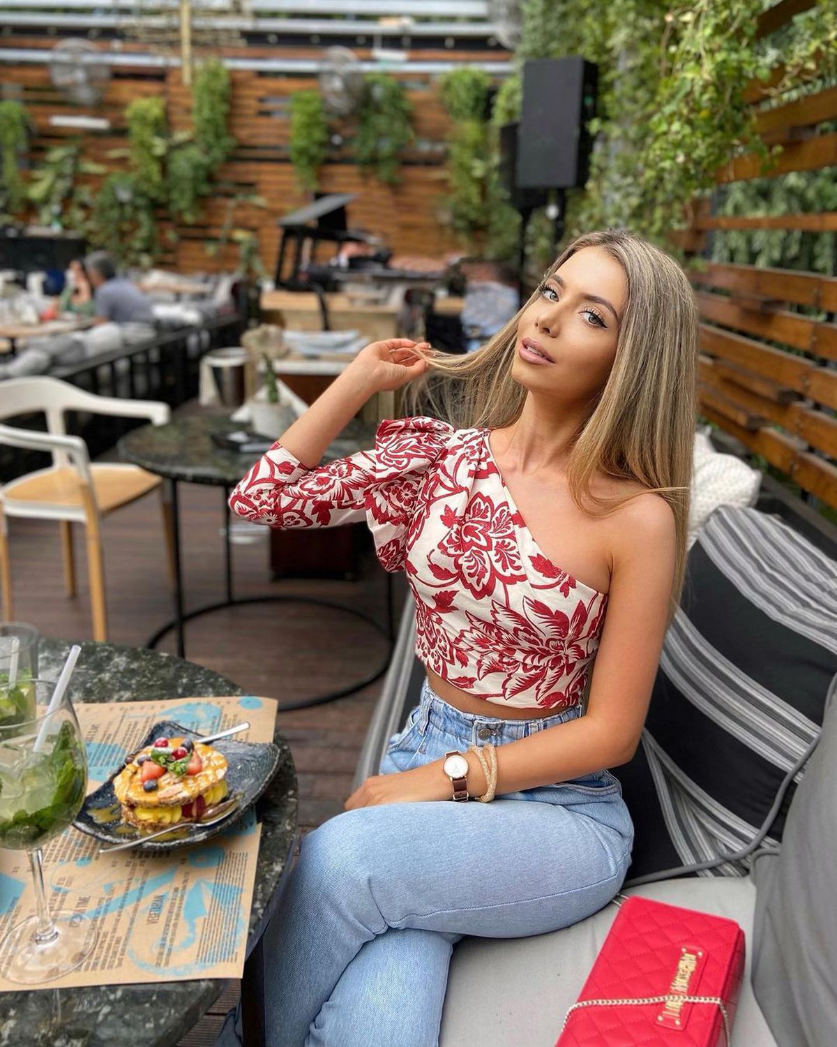 FOTO Bianca Maria Petrescu, iubita lui Alex Cicâldău