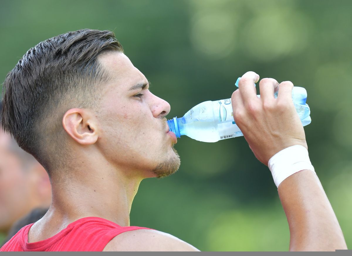 Motivul pentru care dinamoviștii au jucat în maiouri primul amical al verii