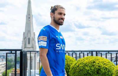 Aroganță la adresa Barcelonei » Cum l-a prezentat Al Hilal pe jucătorul dorit și de Xavi