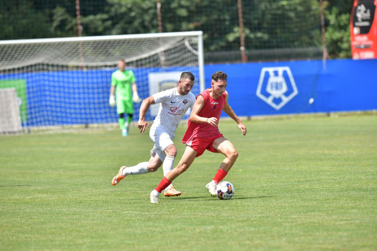 Dinamo s-a distrat în primul amical din această vară » Meci cu 12 goluri!