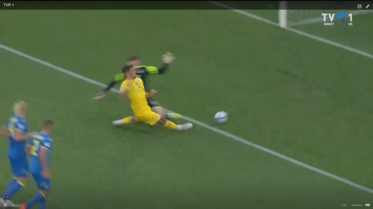 „Tricolorii” au cerut penalty în minutul 18 al duelului cu Ucraina U21 » Imaginea surprinsă de reporterul GSP lămurește faza + Ce i-a strigat Daniel Pancu lui Emil Săndoi