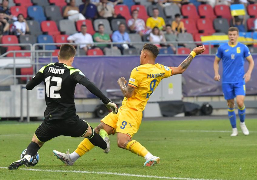 „Tricolorii” au cerut lovitură de la 11 metri în minutul 18 al disputei cu Ucraina U21, a doua din grupa B de la Euro 2023. „Centralul” Morten Krogh n-a fost de acord.