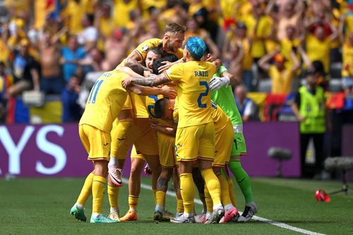 Jucătorii români, la victoria cu Ucraina/ foto: Guliver/GettyImages