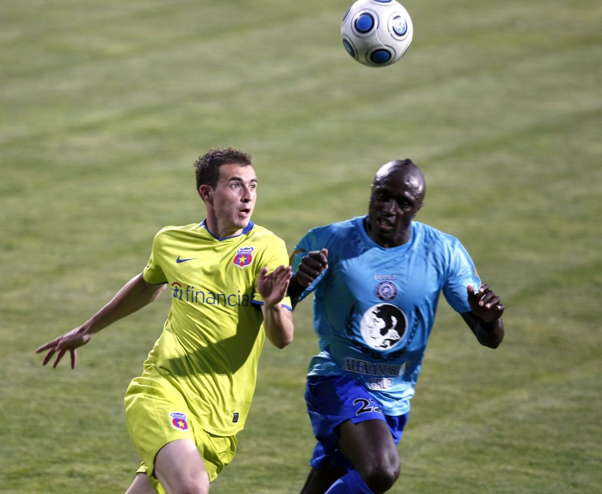 Unirea Urziceni - FCSB, ultima etapă din sezonul 2008 - 2009 » „Meci de salon” în Câmpia Bărăganului