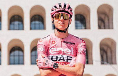 Bugetele echipelor de elită din ciclism au ajuns la 663 de milioane de euro, dar există o mare vulnerabilitate! Cât câștigă cel mai bine plătit ciclist din lume