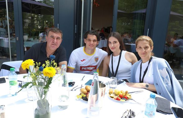 Ziua familiei în cantonamentul României » Edi Iordănescu i-a lăsat pe jucători să stea alături de partenere