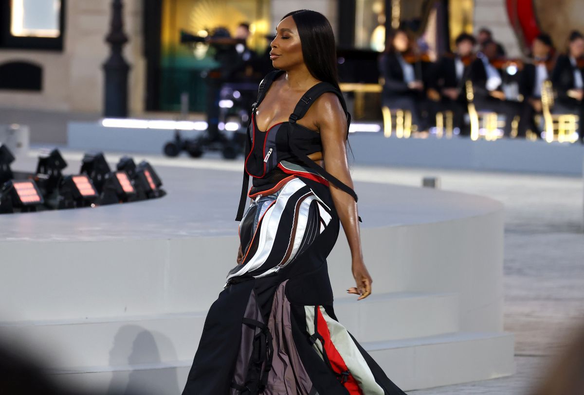 Venus și Serena Williams, așa cum nu le-ai mai văzut » Ce ținute au purtat la Vogue World 2024: saci reciclați și „Regina reginelor”