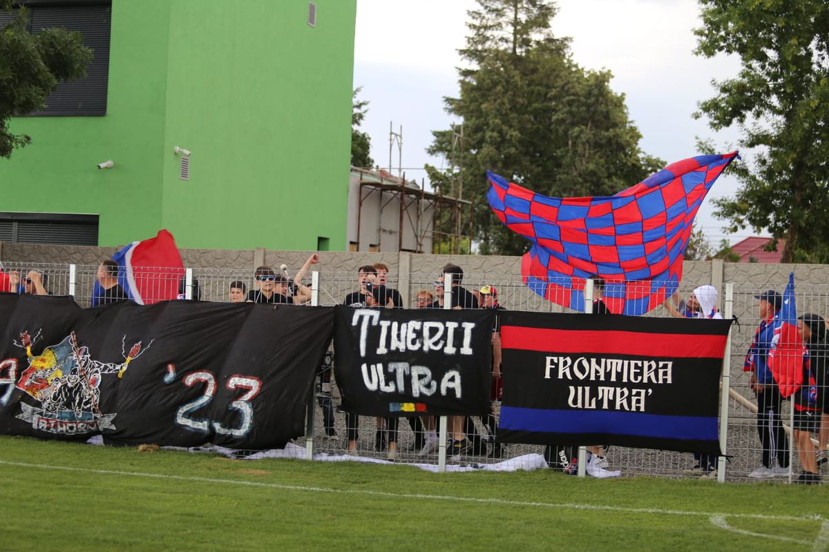 Imagini din sezonul promovării lui FC Bihor