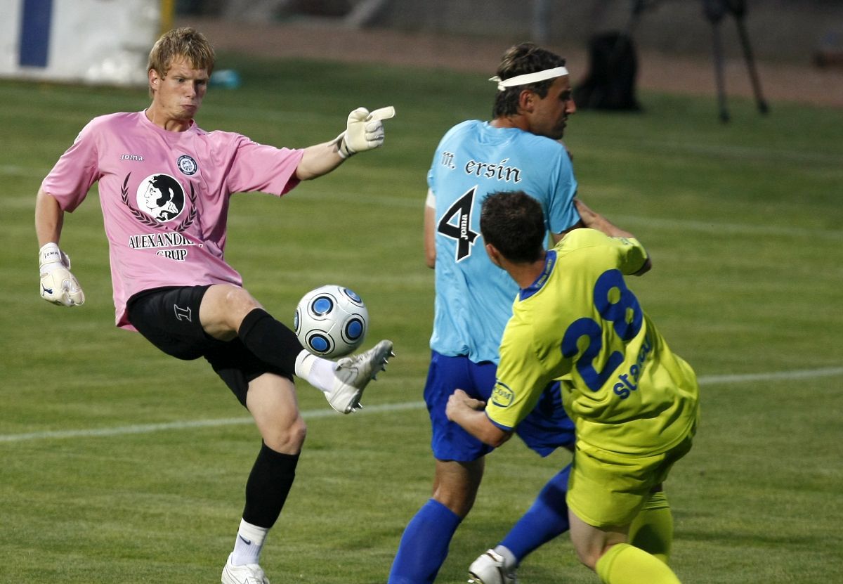 Unirea Urziceni - FCSB, ultima etapă din sezonul 2008 - 2009 » „Meci de salon” în Câmpia Bărăganului