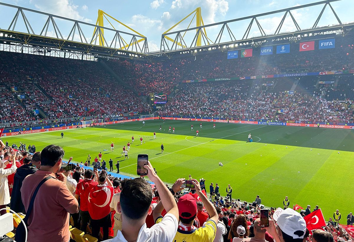 Am fost printre cei 61.000 de spectatori de la Turcia - Portugalia » Ce mi-a plăcut și ce nu mi-a plăcut în „vulcanul” din Dortmund