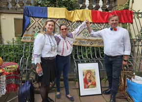 Româncele din Frankfurt de ziua internațională a iei: „Suntem respectați, dar sunt și români care fură sau cerșesc”