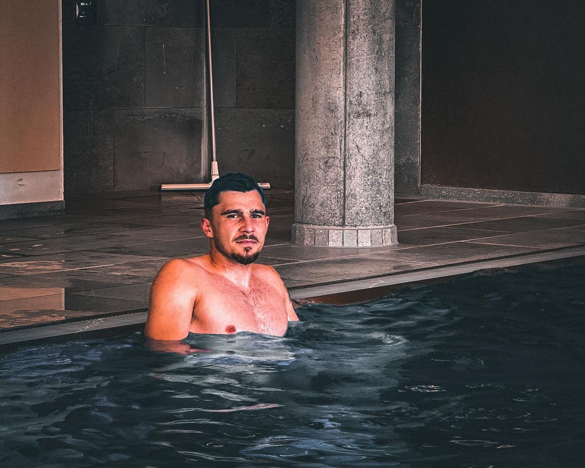 Ziua familiei în cantonamentul României » Edi Iordănescu i-a lăsat pe jucători să stea alături de partenere