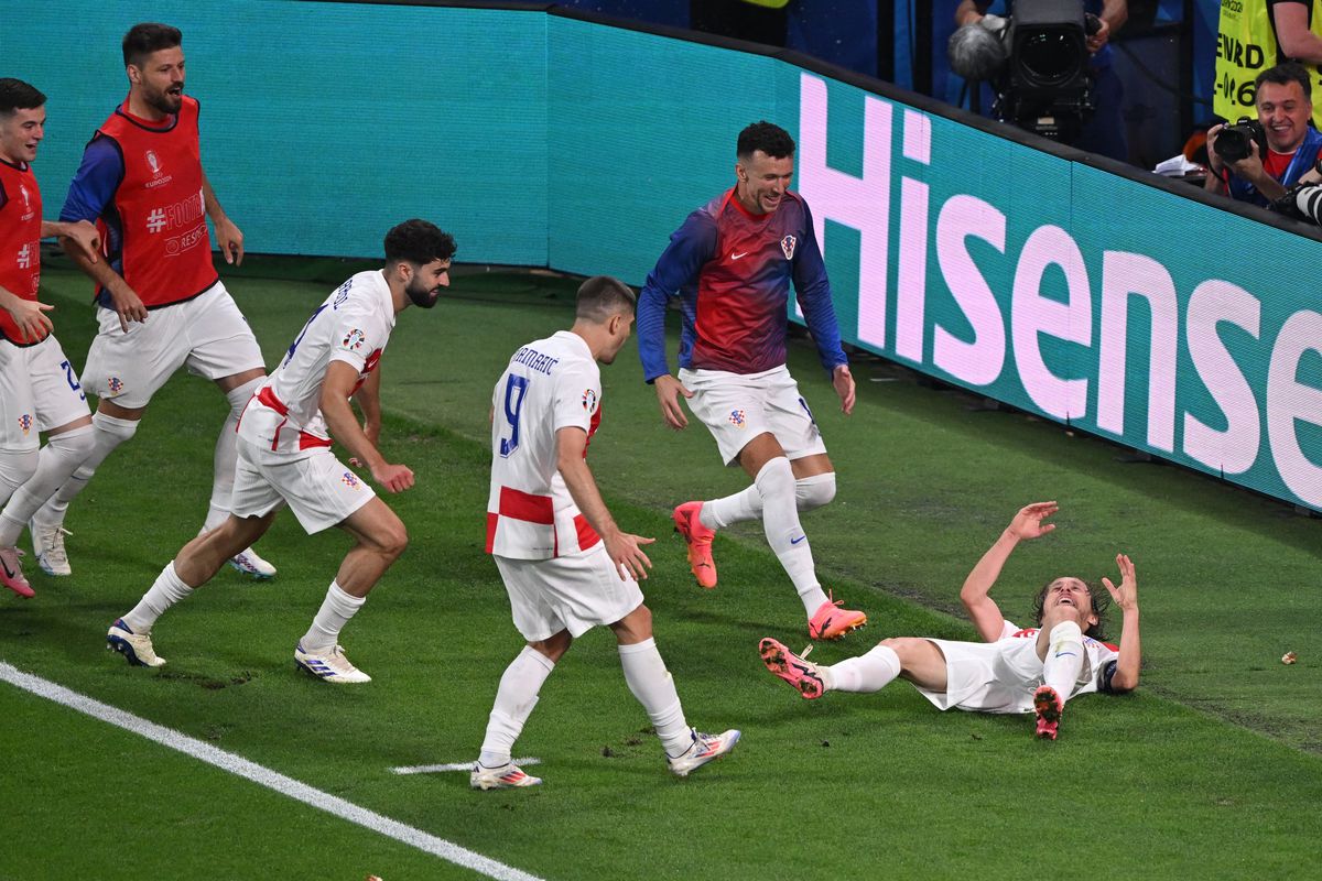 Luka Modric, de la agonie la extaz în doar 32 de secunde din meciul Croația - Italia