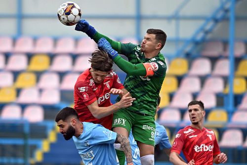 EXCLUSIV 20 de jucători la reunirea echipei de Liga 2, inclusiv 3 nou-veniți: unul are peste 150 de meciuri în Superligă!