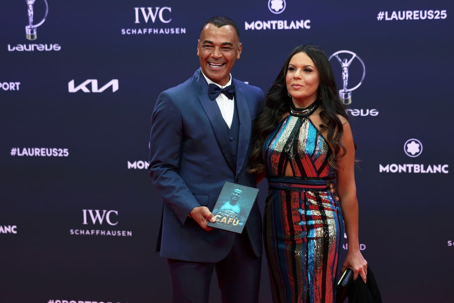 Cine a fost „Expresul”, jucătorul „cu două inimi” pe care TOȚI îl văd cel mai bun: „Fotbalul mi-a ucis primul născut, l-am dus pe brațe la spital. Am rămas și fără avere, și fără soție”