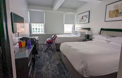 Caz uluitor! Un om al străzii a pătruns în camera de hotel a unui jucător de la Mondialul Cluburilor » Ce a urmat