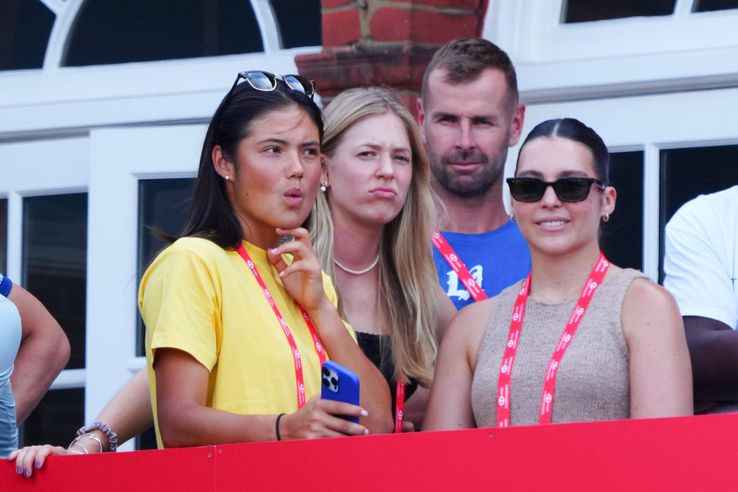 Emma Răducanu, urmărindu-l pe Carlos Alcaraz la ATP Queen's / Foto: Imago Images