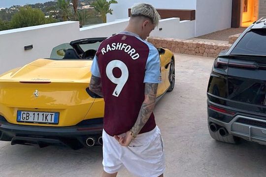 Alejandro Garnacho, în vacanță la Ibiza / Foto: Instagram
