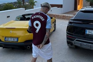 Ruptură totală! » Garnacho s-a fotografiat în tricoul lui Rashford de la Aston Villa