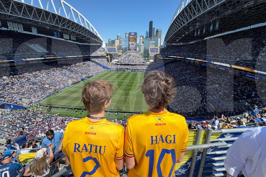 O familie de români a venit la Bosnia – Qatar // FOTO: Ionuț Iordache (GSP)