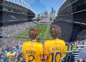 „Rațiu” și „Hagi”, prezenți în Seattle la Bosnia - Qatar » Explicația din spatele unei fotografii antologice de la Mondial