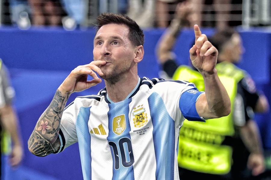 Fiți serioși cu pauzele de hidratare, Messi și Ronaldo intră într-un bar, iar Japonia vine din viitor » 5 concluzii neconvenționale după faza grupelor la Mondial