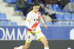 6 lucruri mai puțin cunoscute despre noul fundaș al lui Dinamo. La Kopic nu ar fi avut nicio șansă!