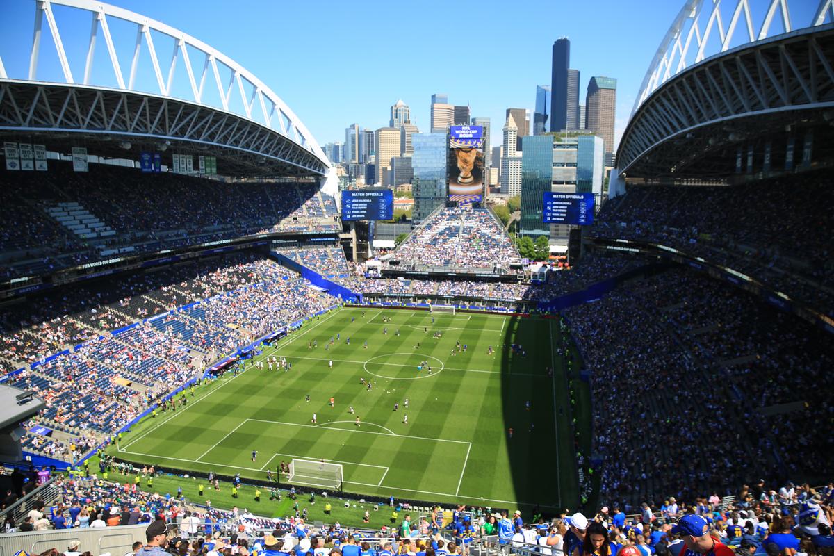 Imagini cu stadionul din Seattle