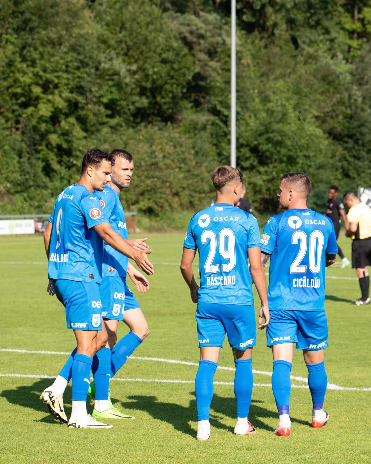 După distracția cu amatorii, Universitatea Craiova a dat de greu: cum s-a terminat primul test tare din Austria. Debut pentru Răzvan Sava