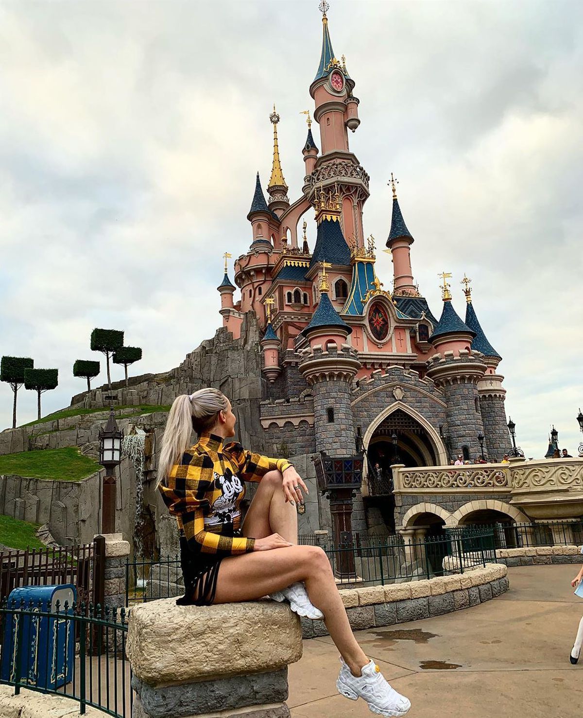 Sandra Izbașa, ținută spectaculoasă la nuntă » Cum a apărut fosta gimnastă