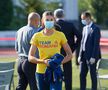 Zâmbete în haine tricolore » Sportivi calificați la Tokyo au prezentat echipamentul pentru JO de anul viitor, în ziua în care ar fi trebuit să înceapă Olimpiada