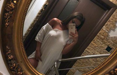 FOTO Iubita lui Florinel Coman are concurență mare de la rivala Dinamo » Atacantul „câinilor” a fost cucerit de o brunetă voluptuoasă