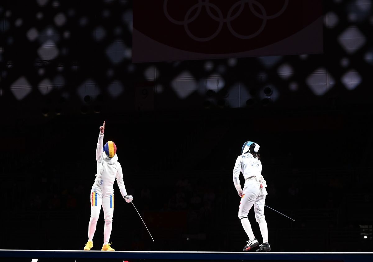 Finala de la spadă la Jocurile Olimpice: Ana Maria Popescu - Sun Yiwen 10-11 + medalia de argint