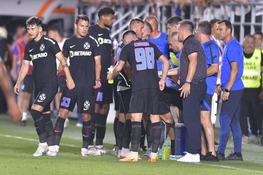 FCSB a pierdut derby-ul cu Rapid, scor 0-2, și confirmă astfel startul de sezon îngrozitor. Roș-albaștrii se regăsesc într-o situație similară cu cea din urmă cu un an.