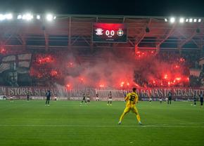 „Să audă și Geamgiu glasul roților de tren!” » Atmosferă de VIS, la primul derby pe noul stadion Giulești » Scenografiile afișate
