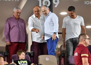 Loja vedetelor » Un nume cu greutate din NATO, prezent alături de Dan Șucu la Rapid - FCSB!