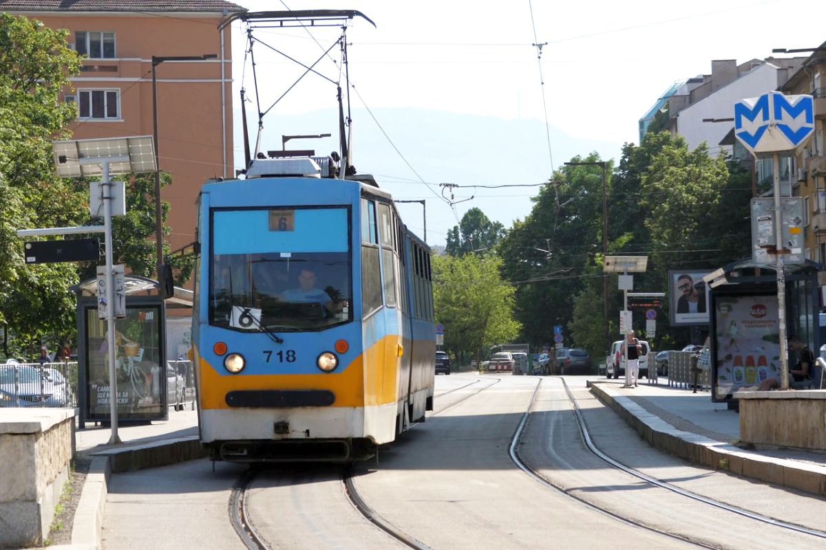 Unde se trăiește mai bine: Bulgaria sau România? Radiografie făcută de echipa GSP: salarii mai mari, prețuri mai mari, tristețe maximă, dar țigări ieftine