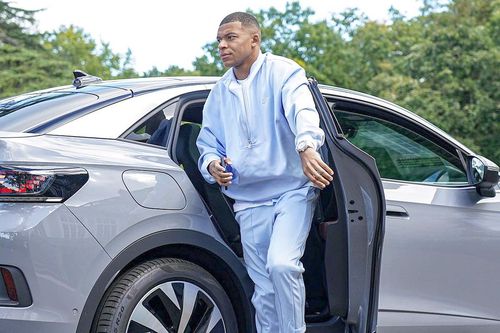 Parisul, negocieri neașteptate cu Barcelona pentru Kylian Mbappe. Foto: Instagram