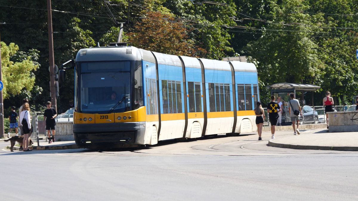 Ce îi așteaptă pe români la Sofia? Strada care a prins topul celor mai scumpe din Europa + bulgarii au modernizat ce Bucureștiul a aruncat