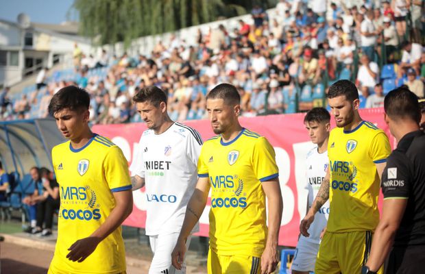 Plan-șoc în SuperLigă: vrea să dea afară antrenorul după numai două etape!