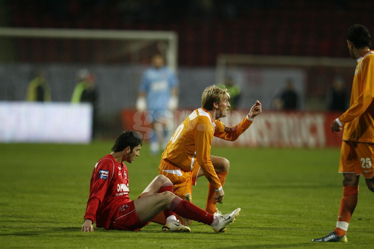 Conflict în vestiar cu un actual analist TV: „Am simțit de la început că ceva nu este în regulă. Am aruncat cu un bidon!”