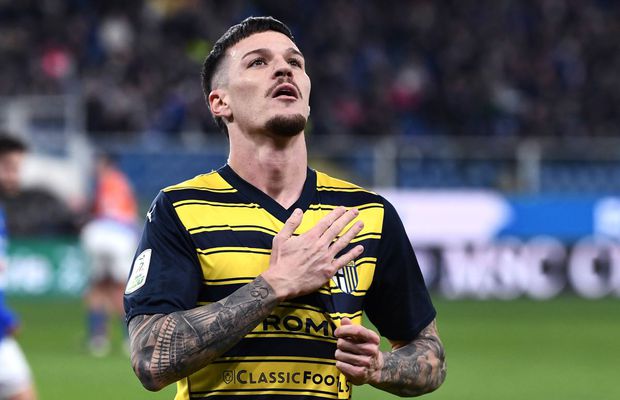 A semnat! Superlovitură dată de Man: cel mai mare salariu oferit de club în ultimii 10 de ani » Dennis devine și cel mai bine plătit român din Serie A!