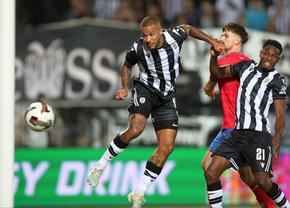 Spectacol în primul meci european al sezonului pentru Răzvan Lucescu » PAOK, succes cu mari emoții într-o partidă cu 5 goluri